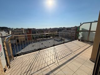 Monolocale in Calle senia del rabic 18. Atico estudio con gran terraza