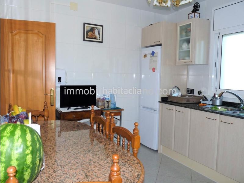 Foto 19a9b78e-6fc8-453b-94c0-78ccb63f2482. House with parking in Lloret Blau - La Creu de Lloret Lloret de Mar