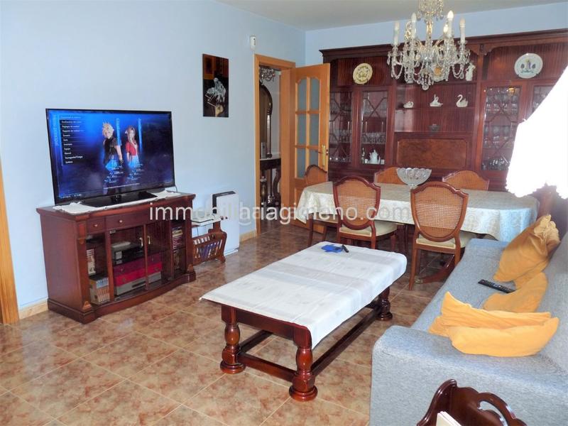 Foto 8a33c5bb-0911-45cd-a937-a15121f21f09. House with parking in Lloret Blau - La Creu de Lloret Lloret de Mar