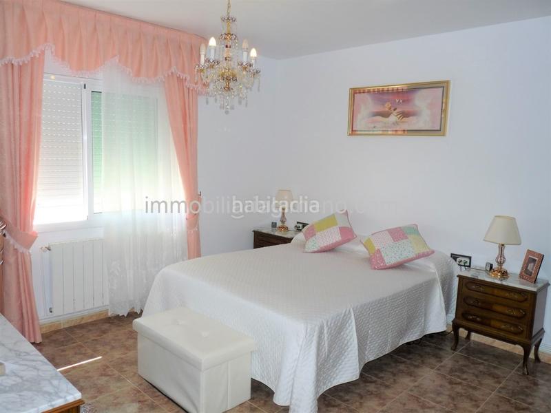 Foto e316d7d1-8e36-47f8-a68f-a3684d29ff9a. House with parking in Lloret Blau - La Creu de Lloret Lloret de Mar