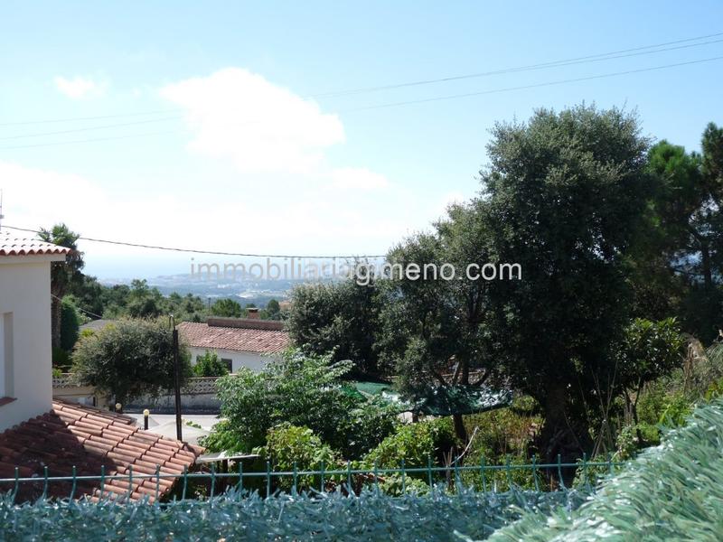 Foto fa1f06b4-1ccf-4131-9d1c-4635d3d7814c. House with parking in Lloret Blau - La Creu de Lloret Lloret de Mar