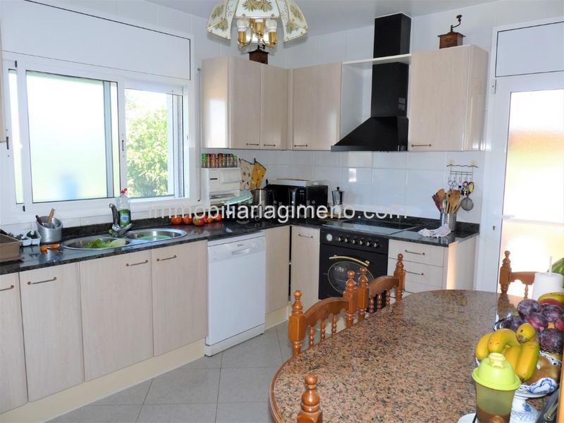 Foto faadea14-a096-470c-90d2-538effbcd0fd. House with parking in Lloret Blau - La Creu de Lloret Lloret de Mar