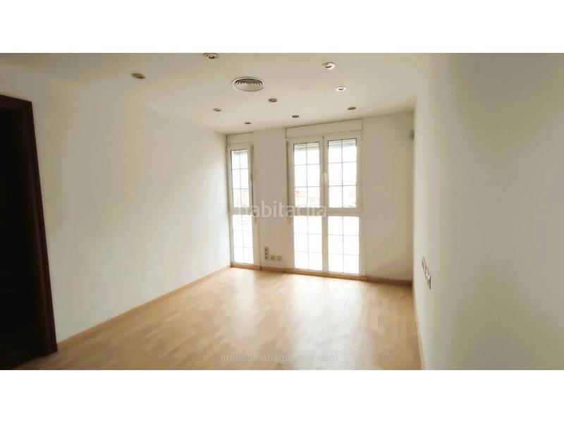 Foto 91508b9c-16e1-40c3-ba9c-305b16131e6f. Dúplex atico duplex centrico al lado de la playa en Lloret de Mar