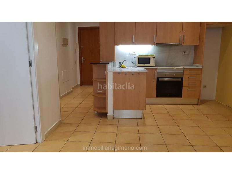 Foto c412cd21-5ea8-4b00-89d5-9e449b30d394. Piso  luminoso muy centrico en Centre Lloret de Mar