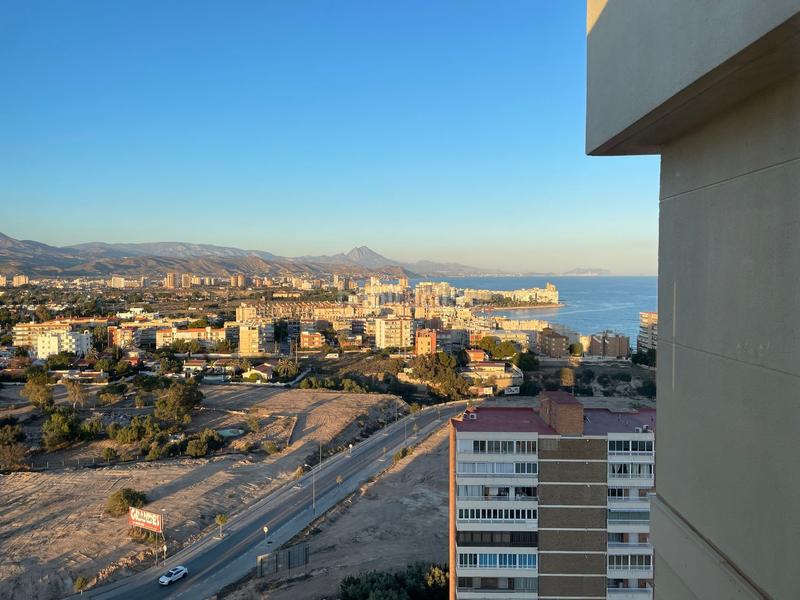 Foto 0a277dea-790f-43ee-b3a4-fdba0321548e. Piso en Playa Muchavista Campello (el)