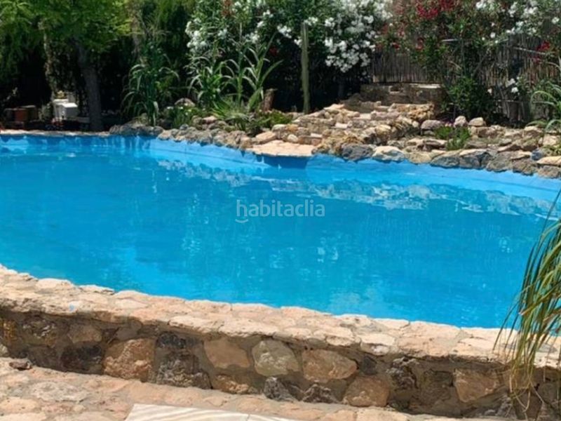 Foto 084089f6-a8af-47db-b478-df9d2ef1fc10. Xalet amb calefacció aparcament piscina a Novelda