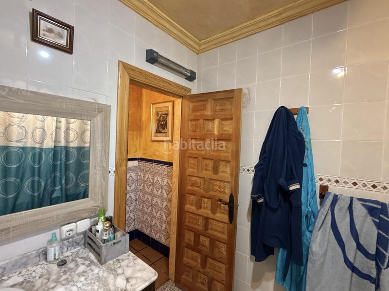 Foto 8283cd28-d56c-4082-872f-cee64fcebe13. Xalet amb calefacció aparcament piscina a Novelda