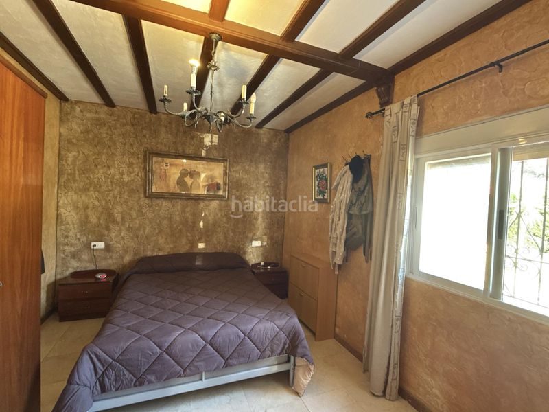 Foto c44c2de8-be09-4bc5-ac4b-c38392f52ee7. Xalet amb calefacció aparcament piscina a Novelda