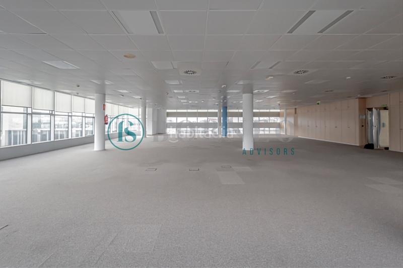 Foto 8f42ffc7-9064-4e7b-af63-95cf12586396. Miete büro in Valdebebas - Valdefuentes Madrid