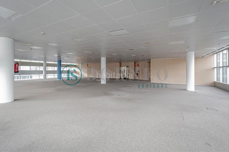 Foto e2dfee08-bd27-451b-b55c-fb81a89d2ba4. Rent office space in Valdebebas - Valdefuentes Madrid