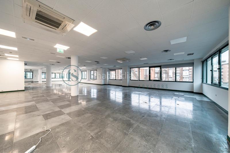 Foto b9b623b6-71c2-4747-9000-8a7b17d9e5cc. Location bureau dans Virgen del Cortijo-Manoteras Madrid