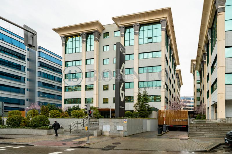 Foto 15e7fe4f-af88-4de4-9401-f686f892be20. Miete büro in Virgen del Cortijo-Manoteras Madrid