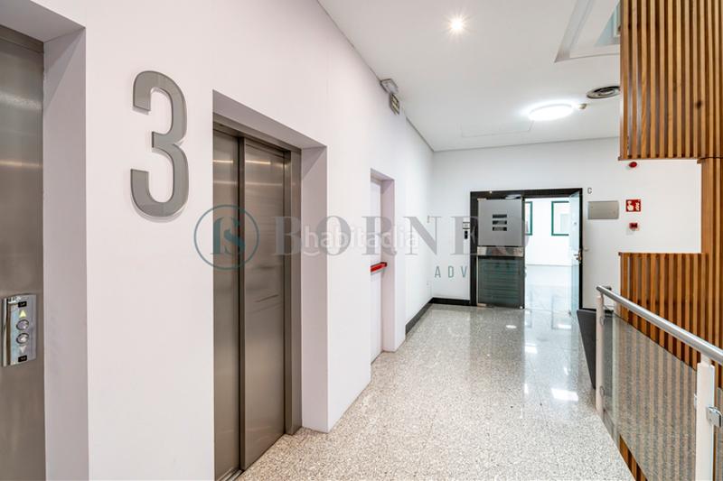 Foto f0878a2f-2a09-43d3-bb2f-08f9f5cfc305. Rent office space in Virgen del Cortijo-Manoteras Madrid