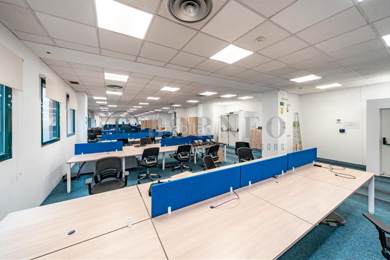 Foto fffcf446-c603-4cd2-a7d6-9ea31349846e. Rent office space in Virgen del Cortijo-Manoteras Madrid