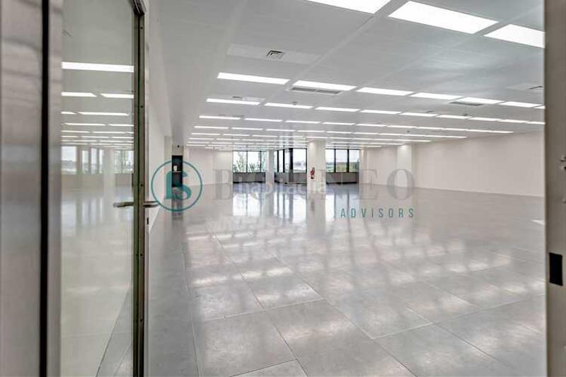 Foto eceea67b-af25-46df-aaa5-60bd7e871a57. Location bureau dans Corralejos-Campo de las Naciones Madrid