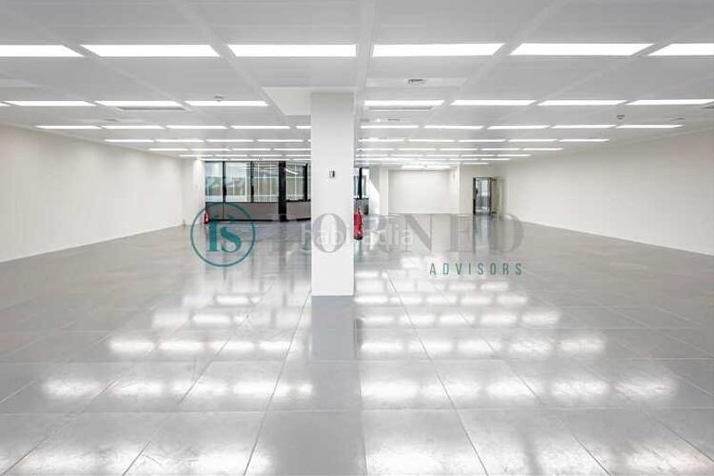 Foto a31c0a27-f79b-4258-a6f4-770cf8b7340b. Miete büro in Corralejos-Campo de las Naciones Madrid