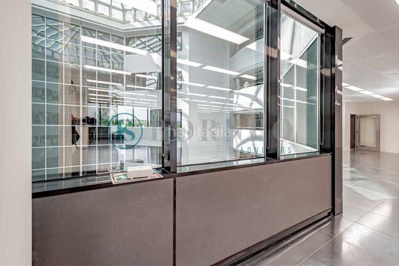 Foto 905954cc-3ae2-4c9e-a65e-abff0d05196a. Rent office space in Corralejos-Campo de las Naciones Madrid