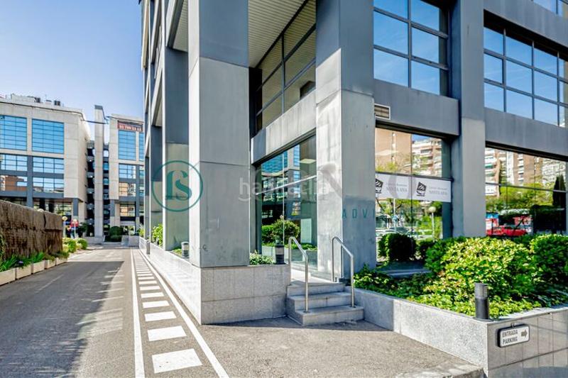 Foto 49f4ae5d-6f8a-4b2e-a43b-d063c5ff737e. Alquiler oficina manoteras, 32 b planta 5 completa en Madrid