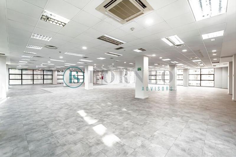 Foto eaee1b48-b1cf-43ba-8340-e6221d0379ce. Alquiler oficina manoteras, 32 b planta 5 completa en Madrid