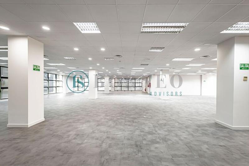 Foto fc12b867-5a72-4c88-af30-fda5831c1a89. Miete büro in Virgen del Cortijo-Manoteras Madrid