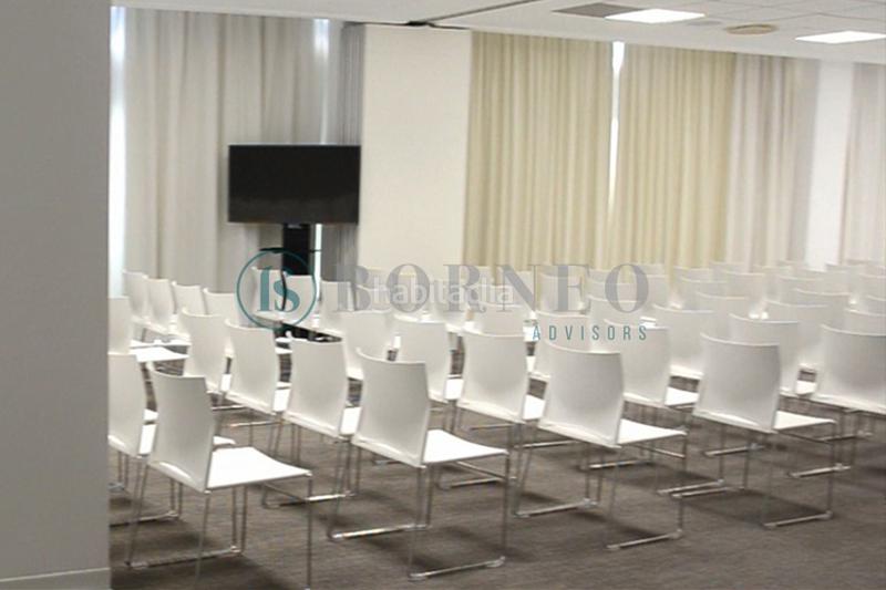 Foto 12081181-d857-4d1f-918f-77b88e9bf23a. Miete büro in Corralejos-Campo de las Naciones Madrid