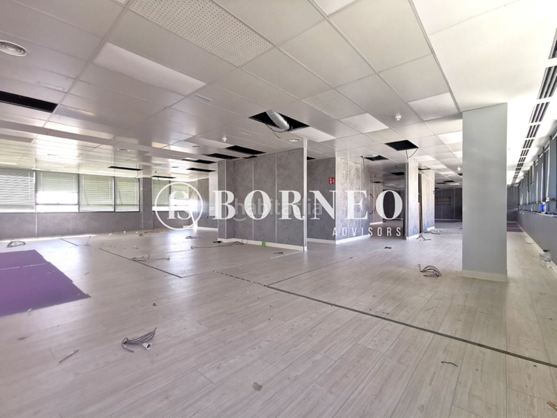Foto 824ae985-d098-4278-8f19-cf2afab07cdb. Miete büro in Simancas Madrid