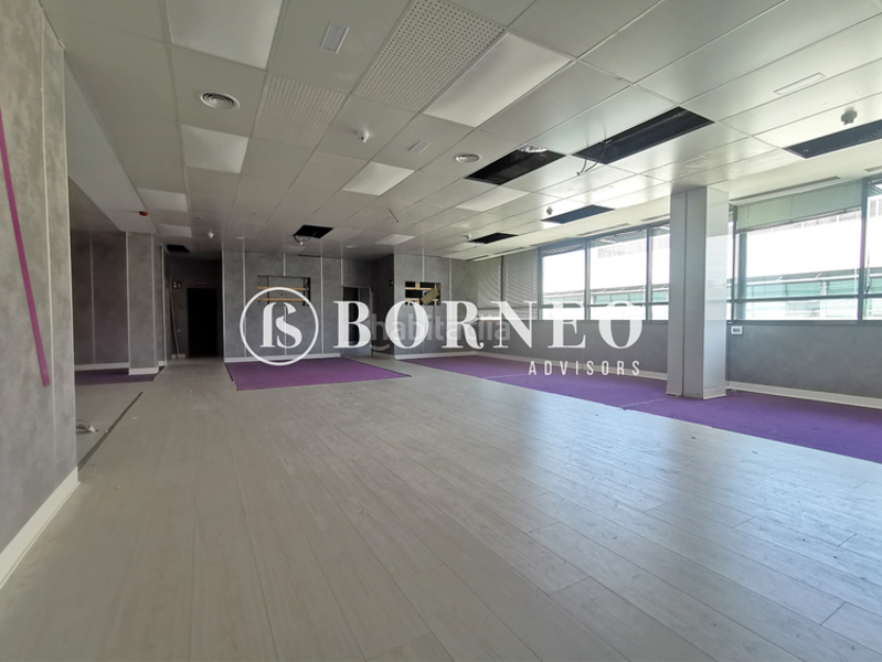 Foto 25f3052d-2b08-4506-b5c7-f5290f2986b2. Rent office space in Simancas Madrid