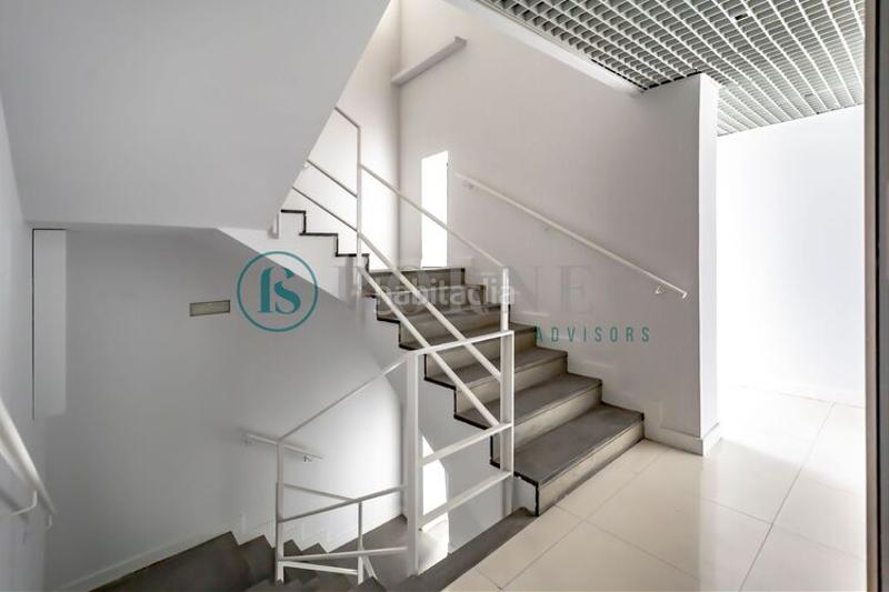 Foto b4116a6e-b83b-4056-8dd8-267b7a08258c. Location bureau dans Simancas Madrid