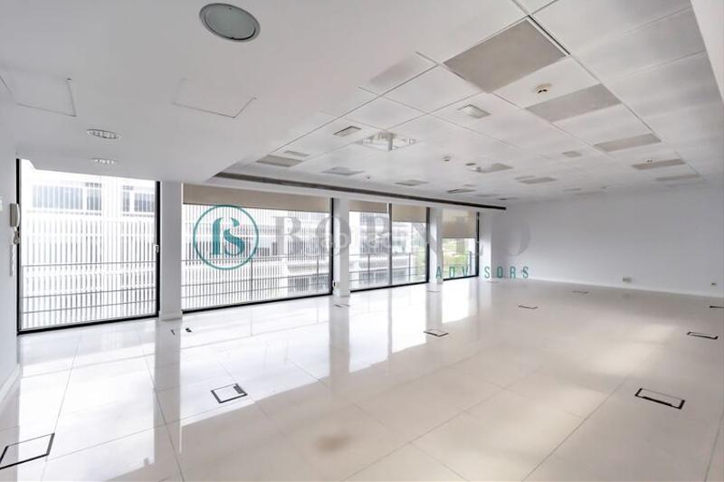 Foto 6daae3ad-bcb1-4019-b95a-7e3805c20d29. Miete büro in Simancas Madrid