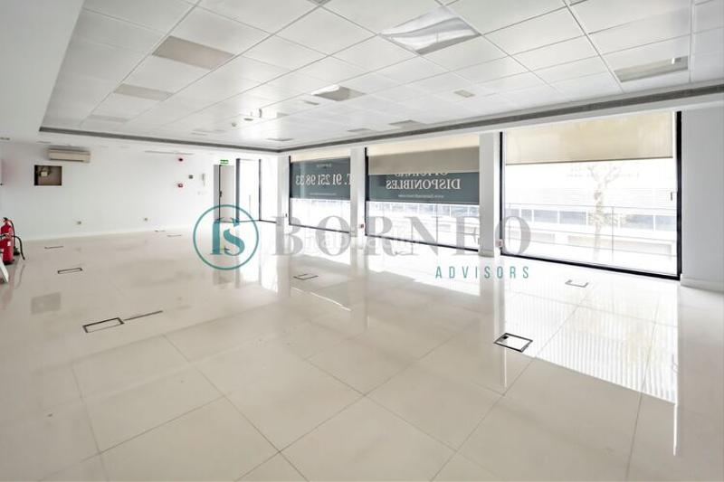 Foto a6a7ac4e-29fc-49d4-8b3f-301c1f30e9a7. Miete büro in Simancas Madrid