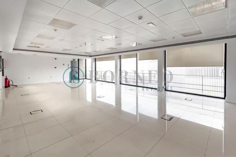 Foto 4232310e-4ac6-4b17-8db2-b90941f42813. Rent office space in Simancas Madrid