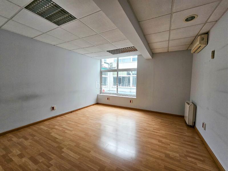 Foto 4582b0d8-143f-458a-8aa6-3f99df3c5a5a. Alquiler oficina pantoja , 10 planta 2 en Ciudad Jardín Madrid