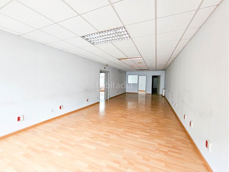 Foto 5836874b-5769-442e-9e24-c4498aad8210. Rent office space in Ciudad Jardín Madrid