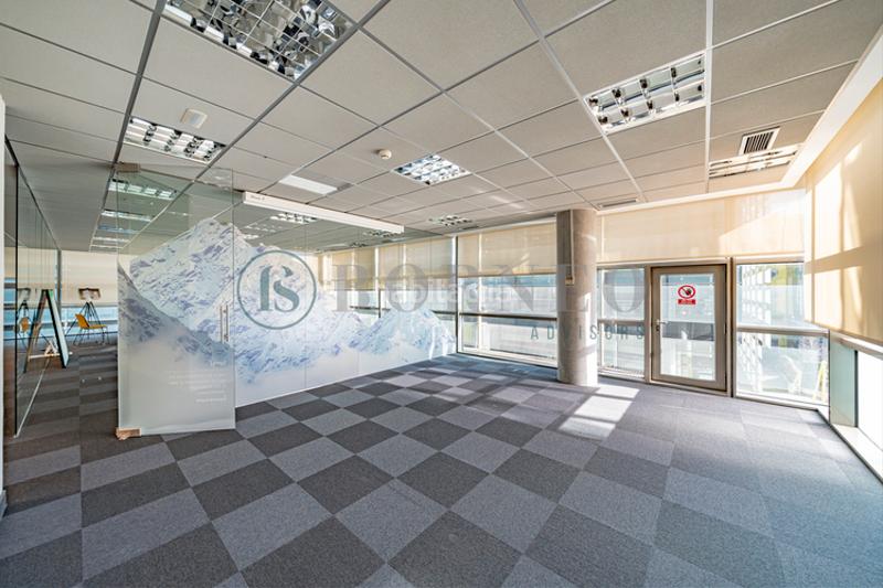 Foto febf68aa-e301-4fb0-b13e-ba2678644eed. Miete büro in Simancas Madrid