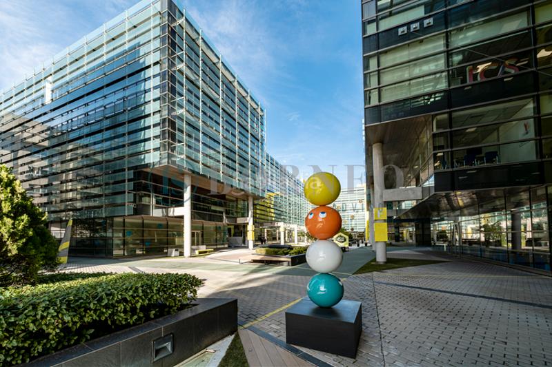 Foto 8d9893f4-f79c-4b8a-94c2-1deb3bdd3a14. Rent office space in Simancas Madrid