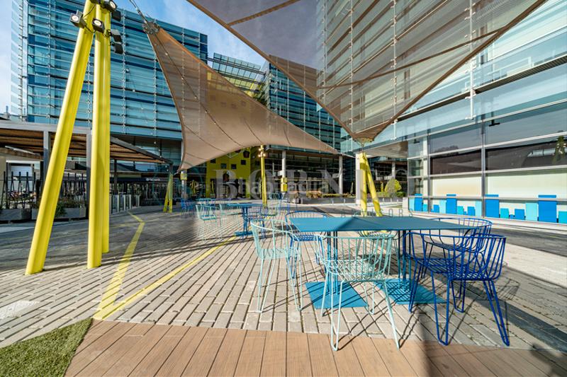 Foto 4a309533-380a-4110-9e19-284725b38d36. Miete büro in Simancas Madrid