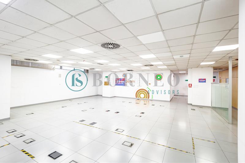 Foto 9c68431b-060e-4e5b-8613-1e6cbc0fed5c. Rent office space in Los Rosales Madrid