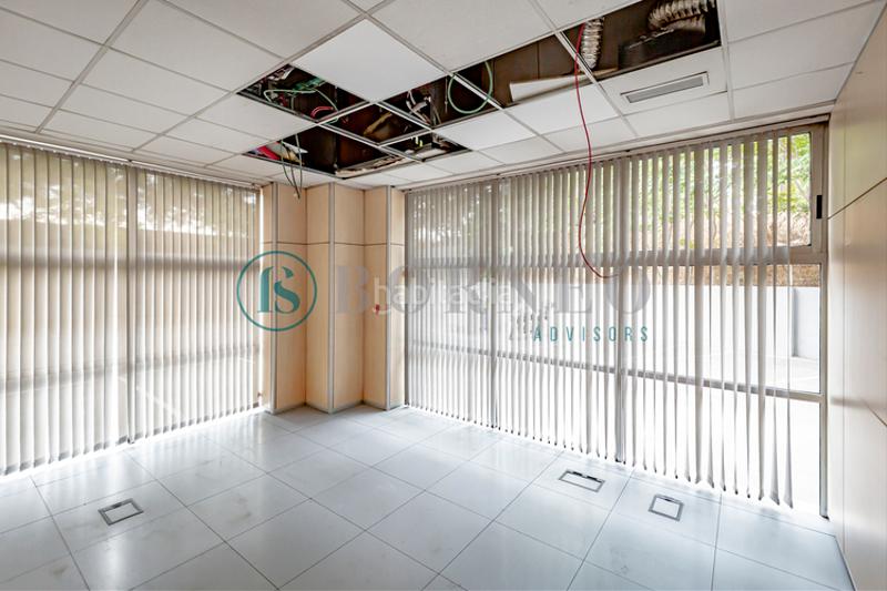 Foto a9cfb1b0-c114-499e-ae3d-b08ed456b73b. Affitto ufficio in Los Rosales Madrid