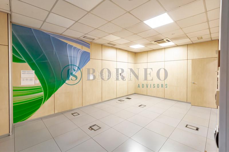 Foto 8af32454-4177-4c70-8e19-431f8b9c4dbc. Rent office space in Los Rosales Madrid
