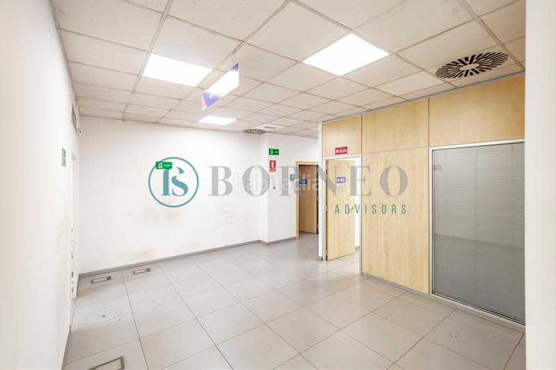 Foto d826f720-743f-4f97-b8a5-e21c3f43dae8. Lloguer oficina a Los Rosales Madrid