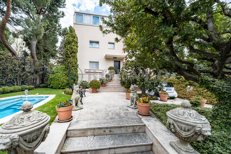 Foto 55704c7c-b462-4e6a-b5f9-a94c69d881de. Alquiler piso edificio completo en El Viso Madrid
