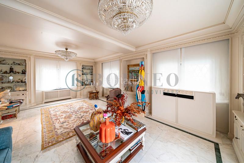 Foto d194860a-6ed4-45ae-abf2-5d55e62d3159. Alquiler piso edificio completo en El Viso Madrid