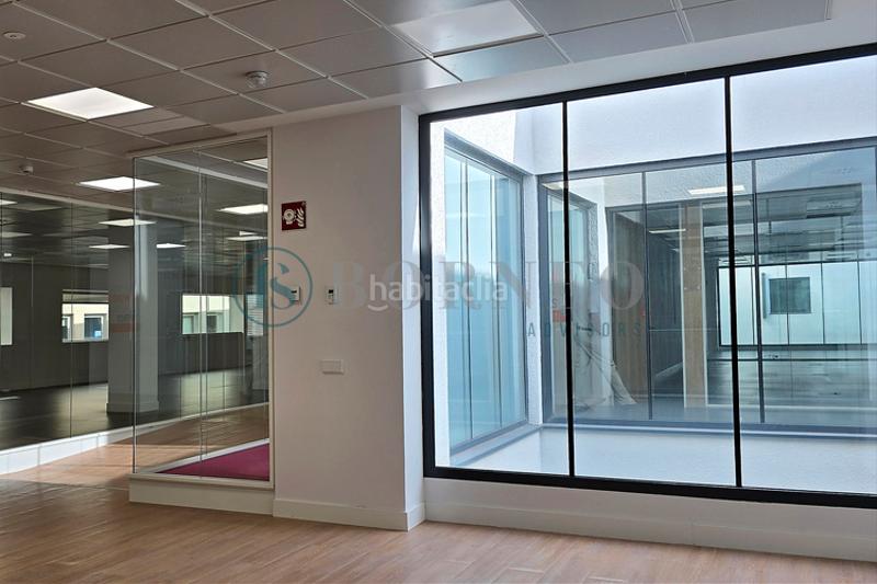 Foto 3035f516-9b8c-4d23-9b9b-2bc304321212. Location bureau dans Nueva España Madrid