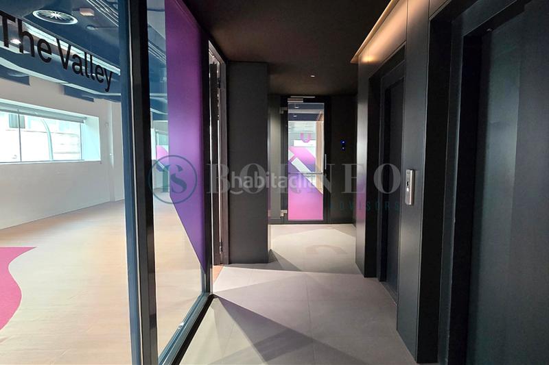 Foto 504ea9b9-52fb-45af-90a1-6ca72e2e08ae. Location bureau dans Nueva España Madrid