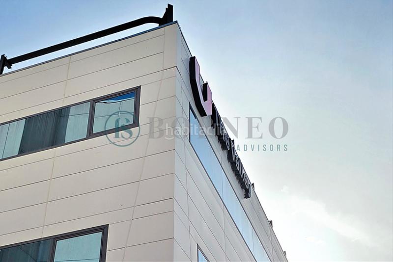 Foto f5d40e21-5322-41b1-b18f-77afaada974c. Location bureau dans Nueva España Madrid