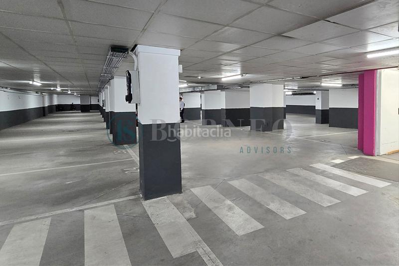 Foto 3256e8f9-39f0-4fe9-9c81-1af78c42b4d0. Miete büro in Nueva España Madrid