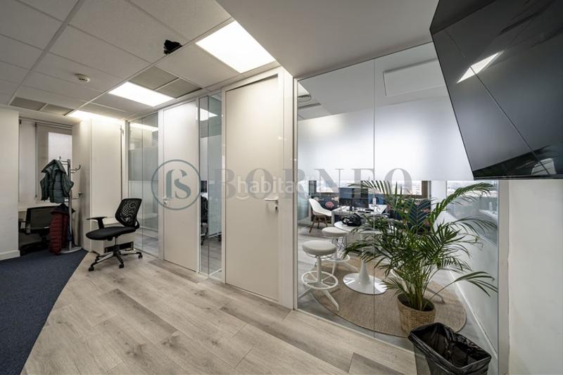 Foto 974f6bfd-3541-4143-a4c8-747379187774. Miete büro in Castilla Madrid