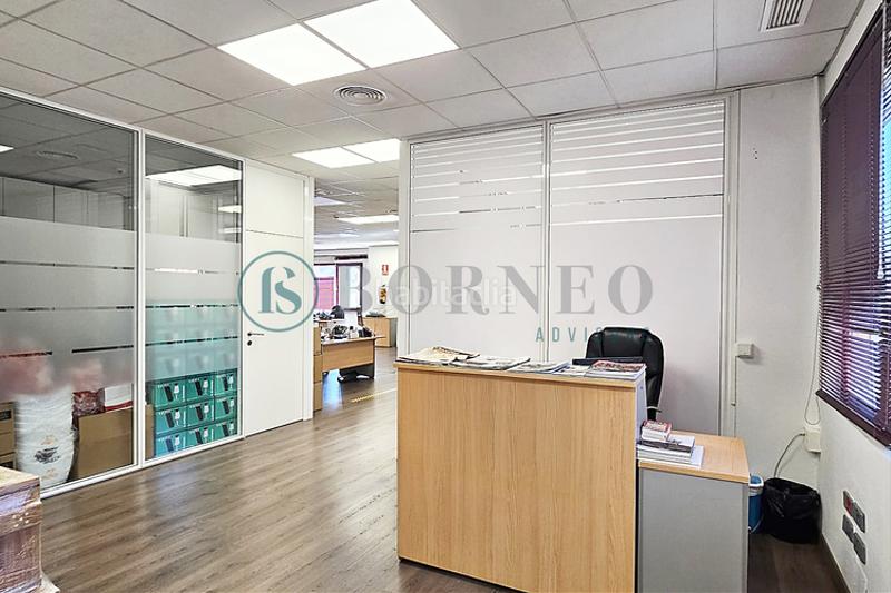 Foto 28a24602-eb96-4ccf-b0a3-851ac1e7ae15. Büro in Simancas Madrid