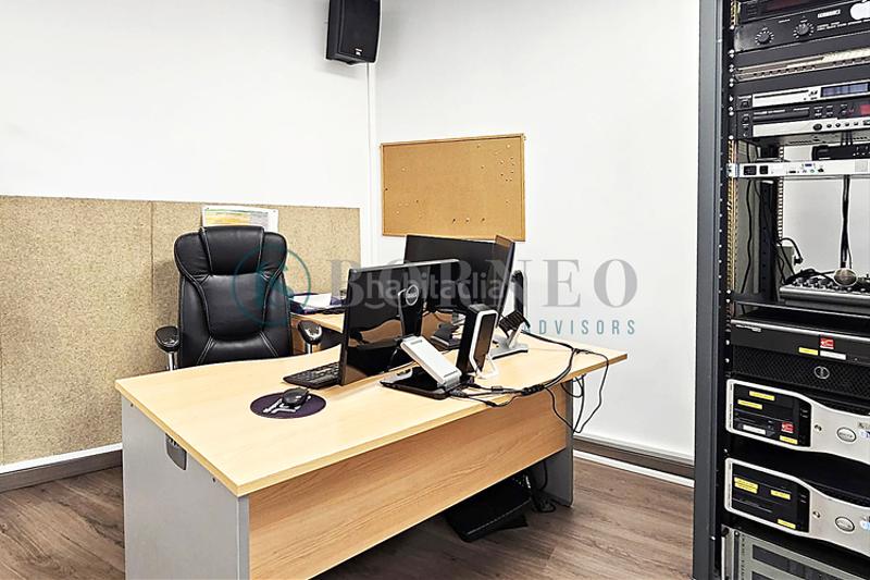 Foto 8fdc3848-2d5e-4ad7-a6b3-c1b8854a5d3b. Büro in Simancas Madrid