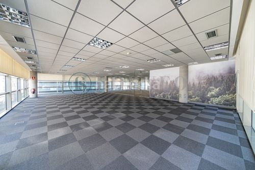 Foto 43cbc208-d2c6-4960-aae5-91862114ad33. Affitto ufficio in Simancas Madrid